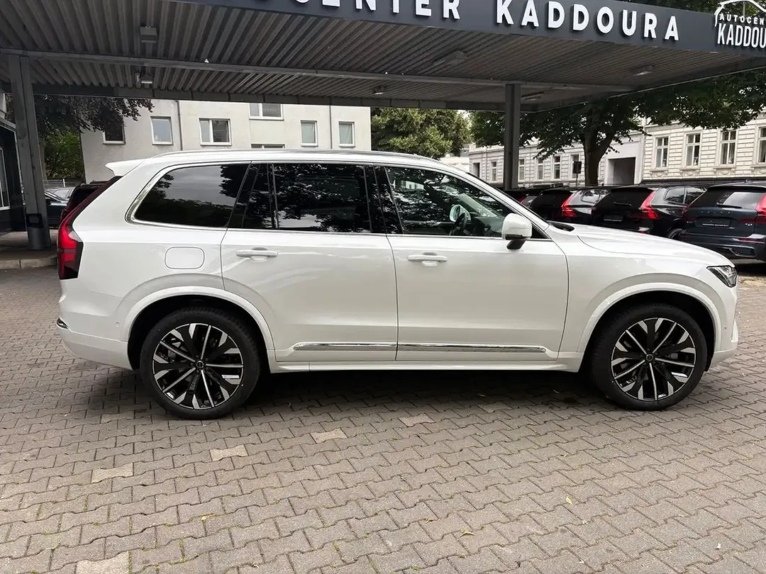 Volvo XC90 - Thumbnail 7
