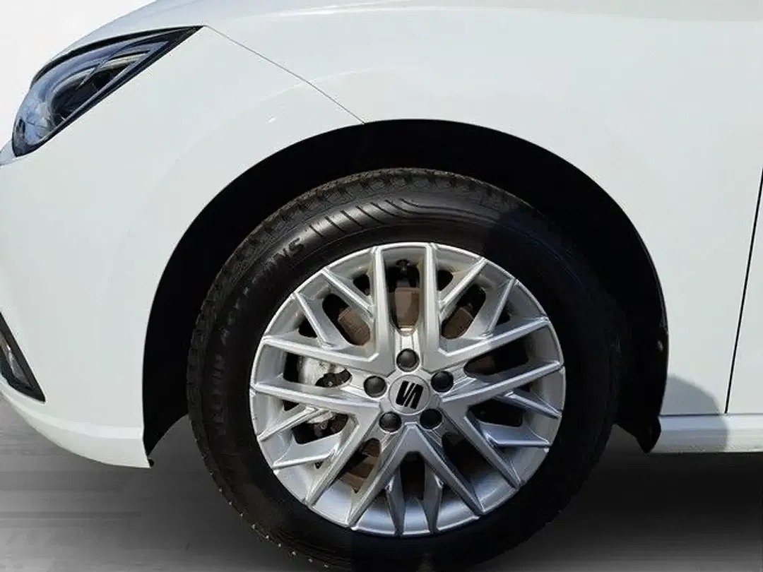 SEAT Ibiza - Thumbnail 4