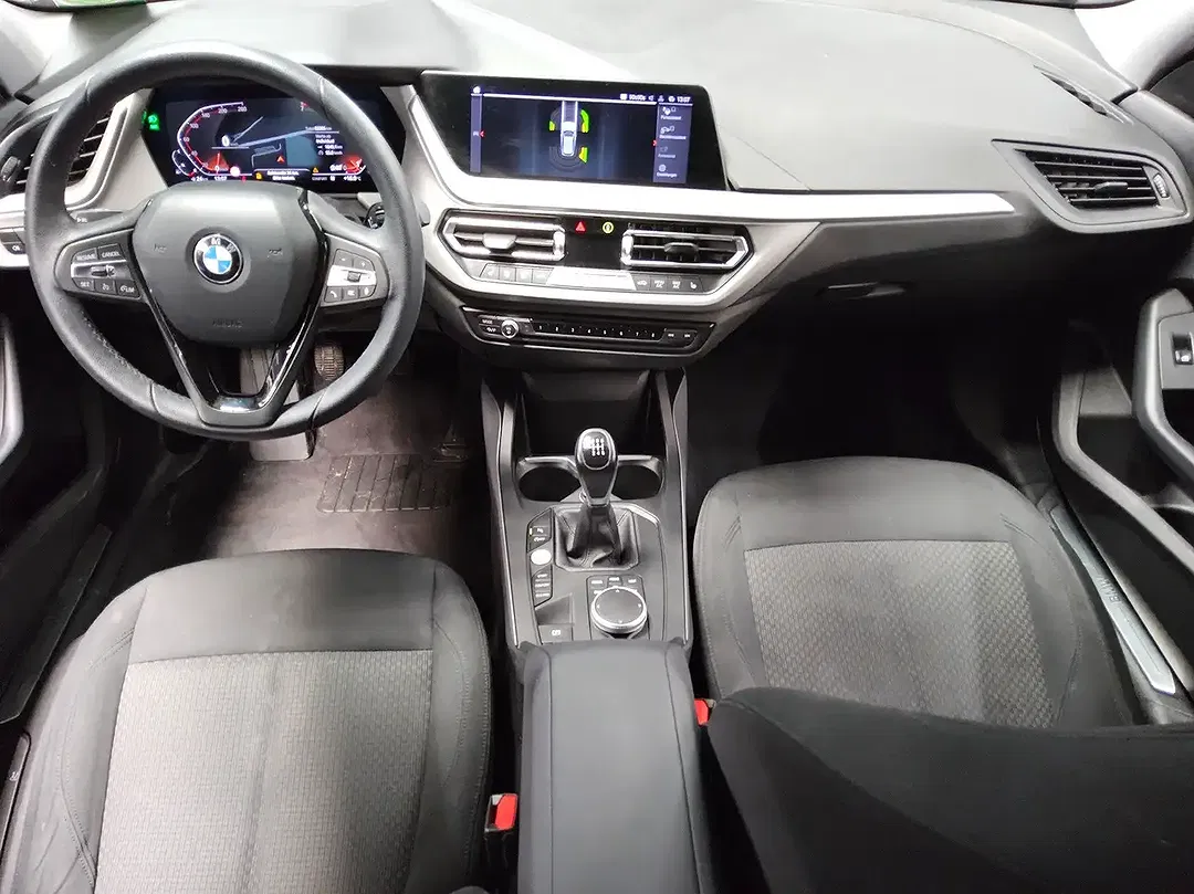 BMW 118 - Thumbnail 3
