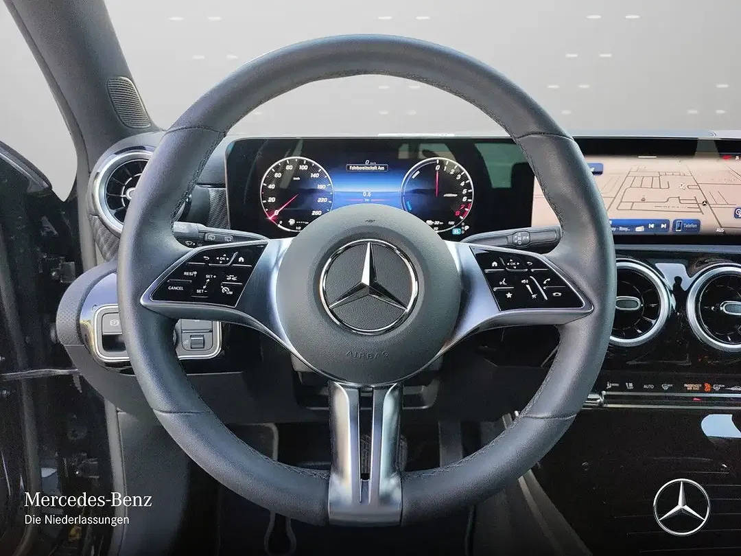 Mercedes-Benz A 250 - Thumbnail 13