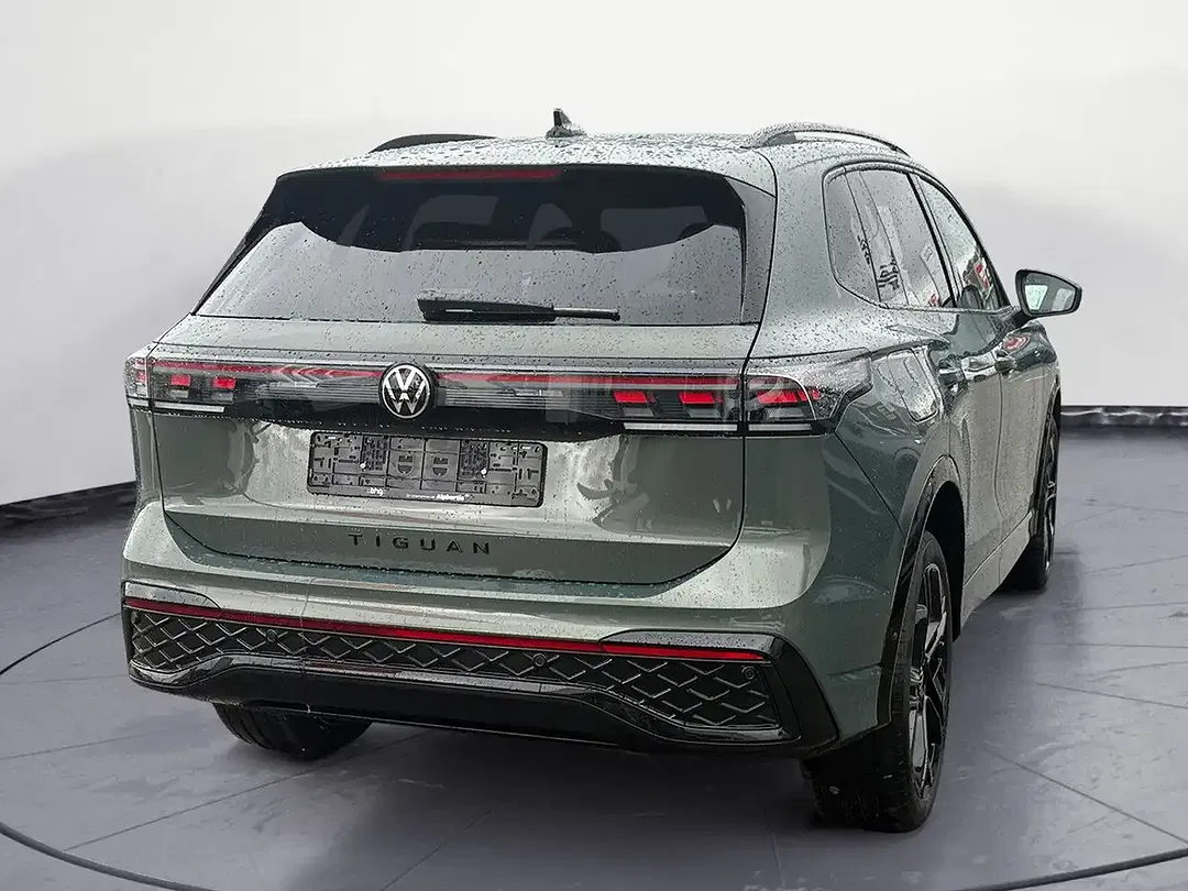 Volkswagen Tiguan - Thumbnail 4
