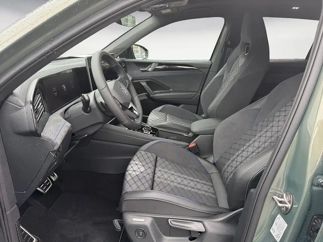 Volkswagen Tiguan - Thumbnail 5