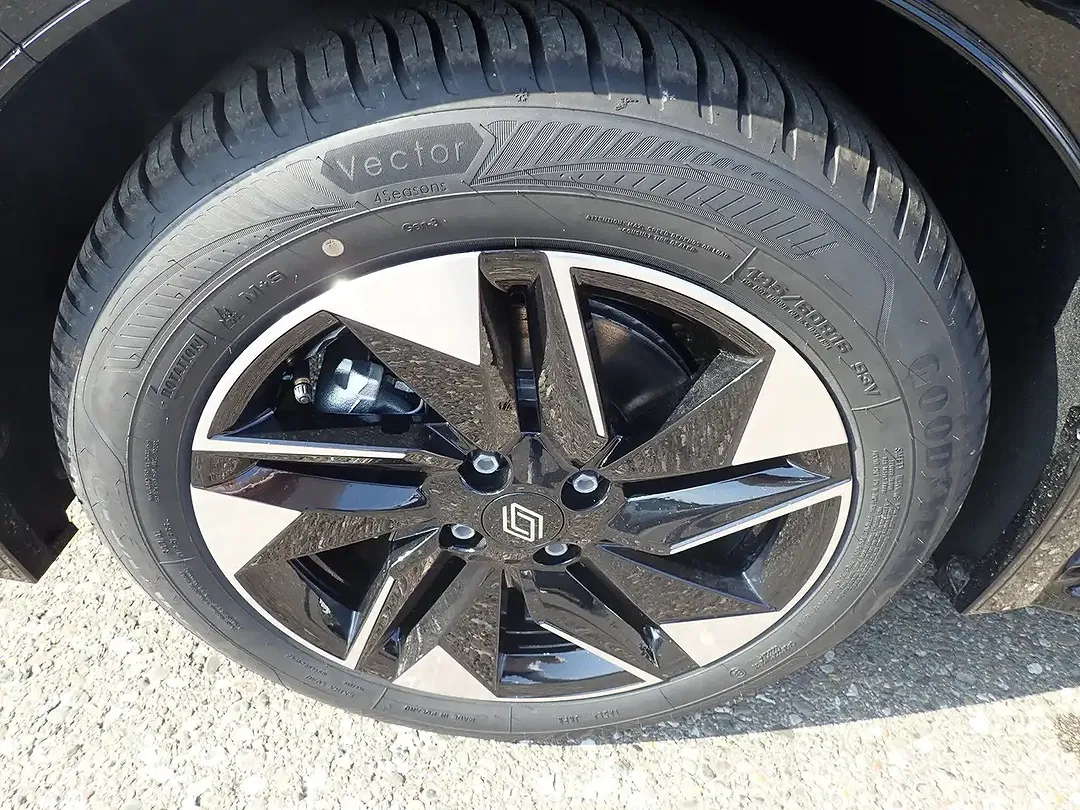 Renault Clio - Thumbnail 3