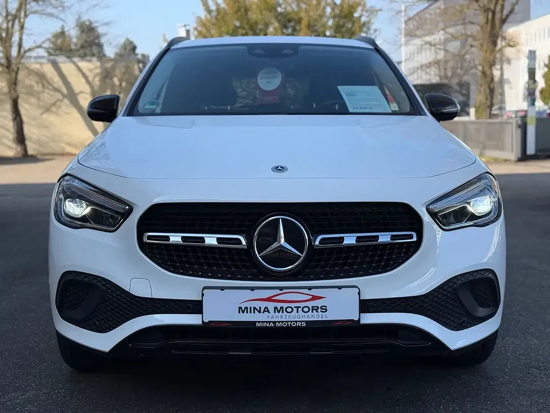 Mercedes-Benz GLA 180 Progressive - foto 2