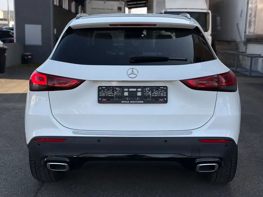 Mercedes-Benz GLA 180 - Thumbnail 5