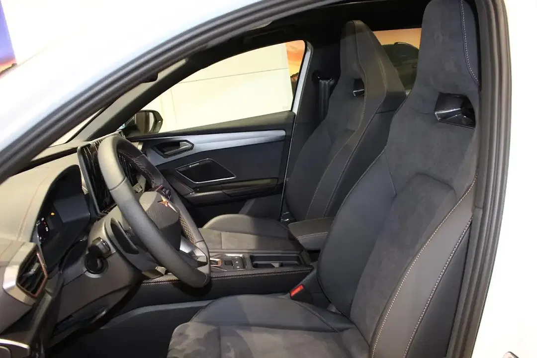 CUPRA Leon - Thumbnail 14