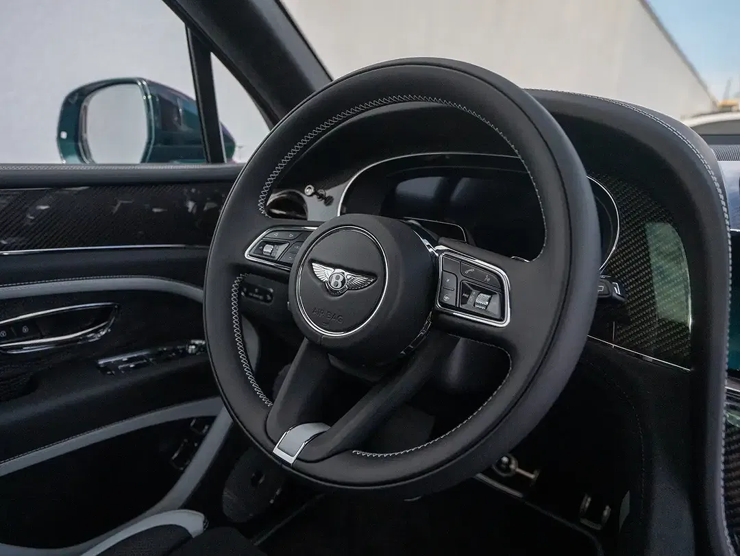 Bentley Bentayga - Thumbnail 11
