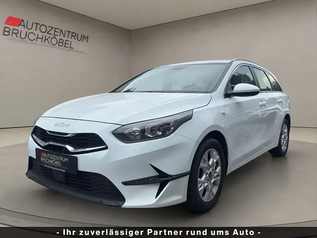 Kia Ceed / cee'd T-GDI Vision - foto 1