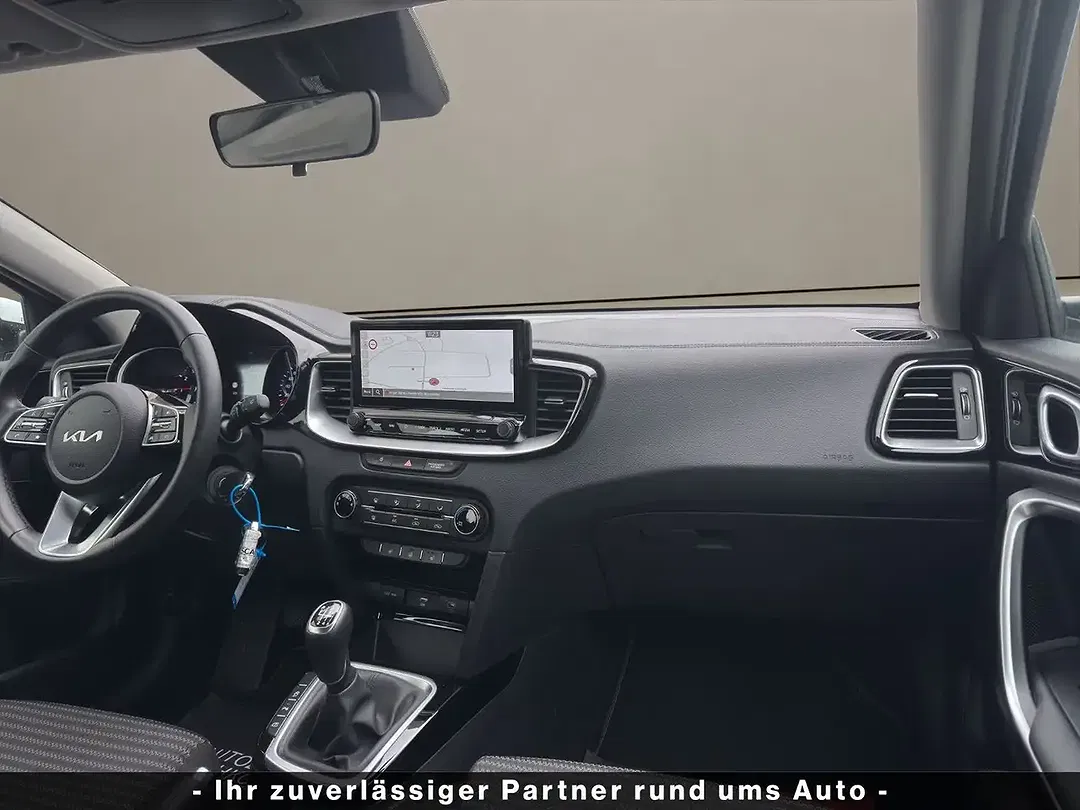 Kia Ceed / cee'd T-GDI Vision - foto 15