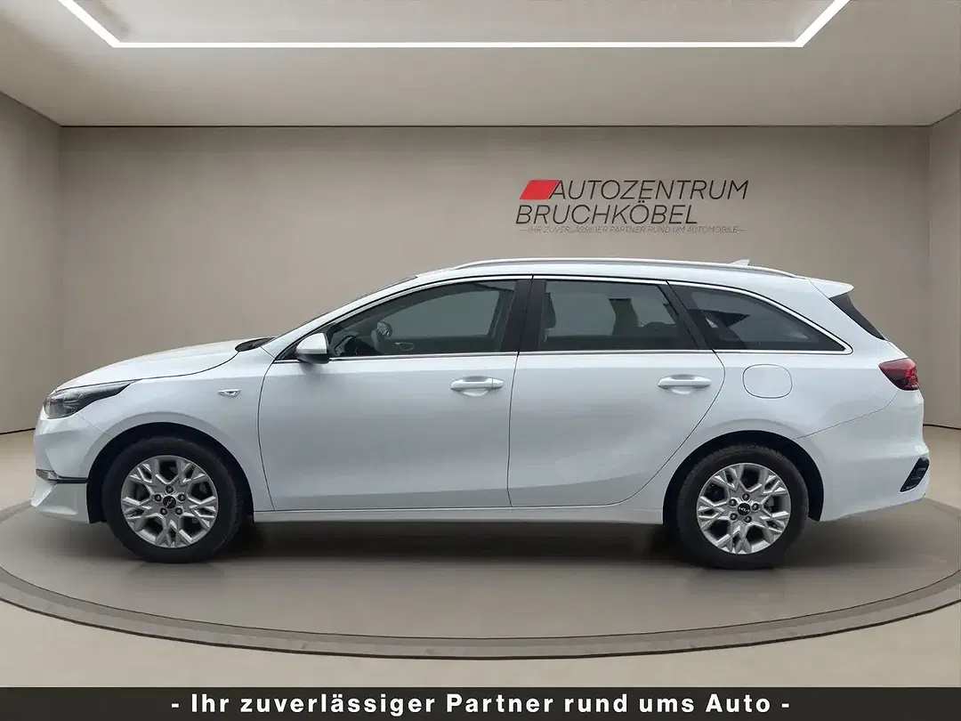 Kia Ceed / cee'd T-GDI Vision - foto 2