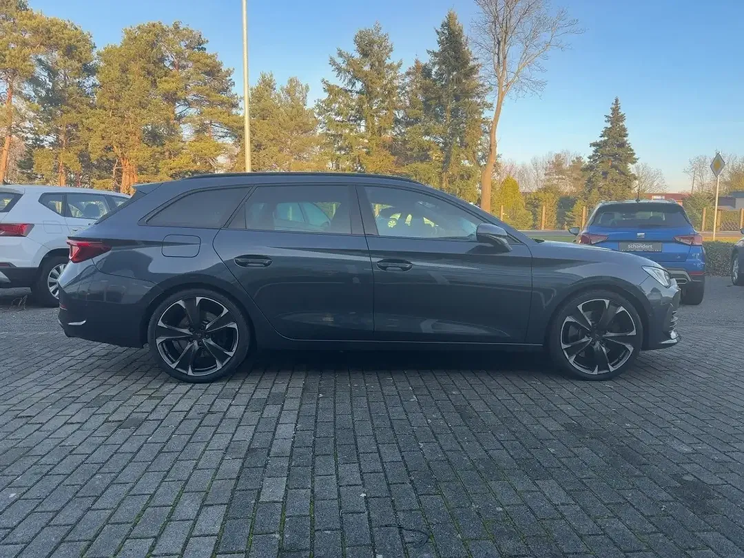 CUPRA Leon - Thumbnail 6