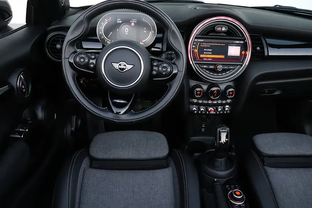 MINI Cooper Cabrio - Thumbnail 13