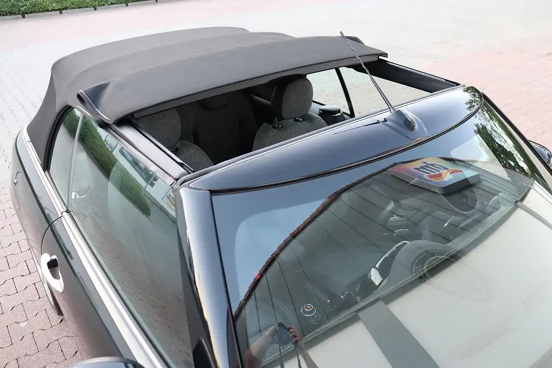 MINI Cooper Cabrio - Thumbnail 20
