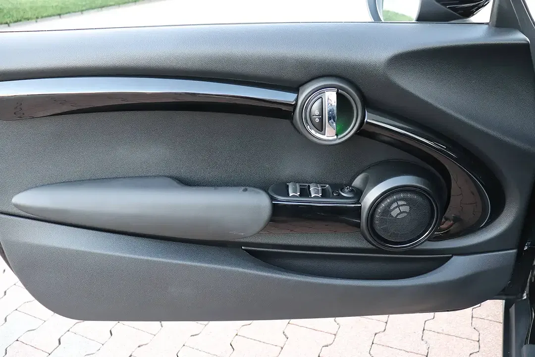 MINI Cooper Cabrio - Thumbnail 48