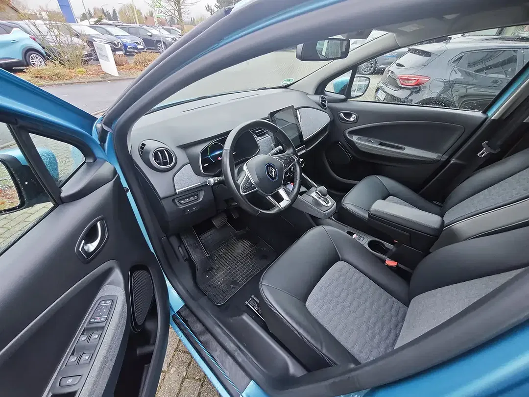Renault ZOE - Thumbnail 9