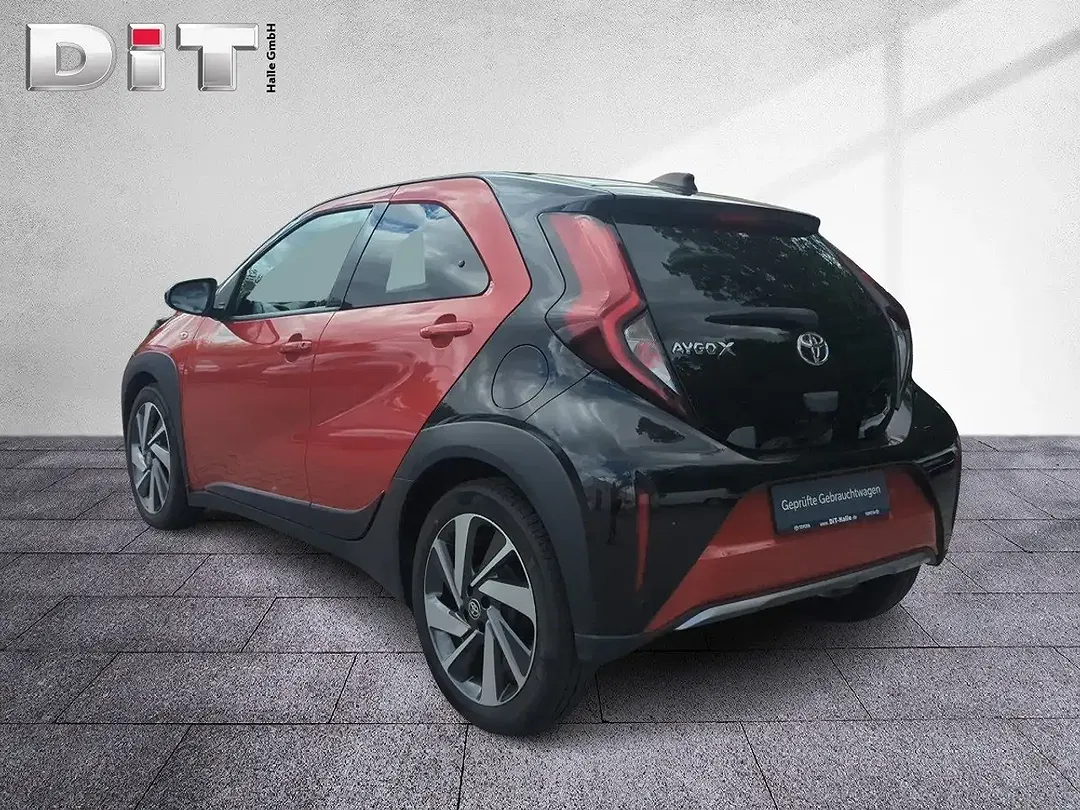 Toyota Aygo - Thumbnail 3