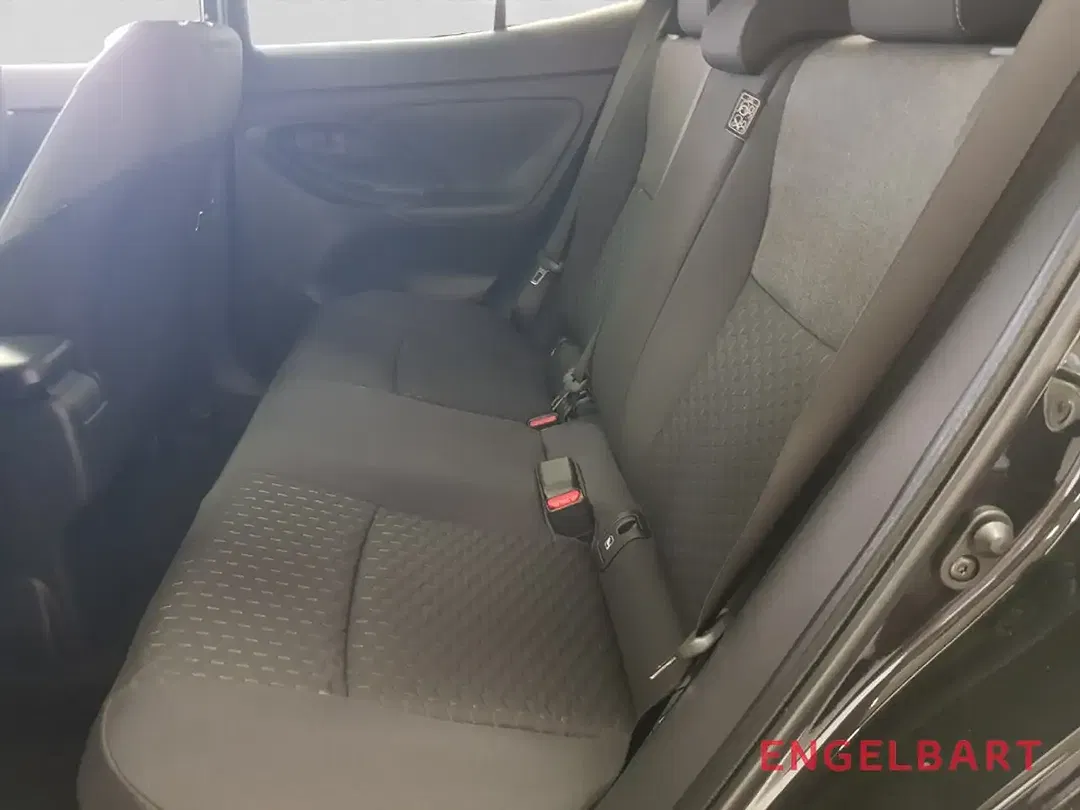 Toyota Yaris Cross - Thumbnail 12