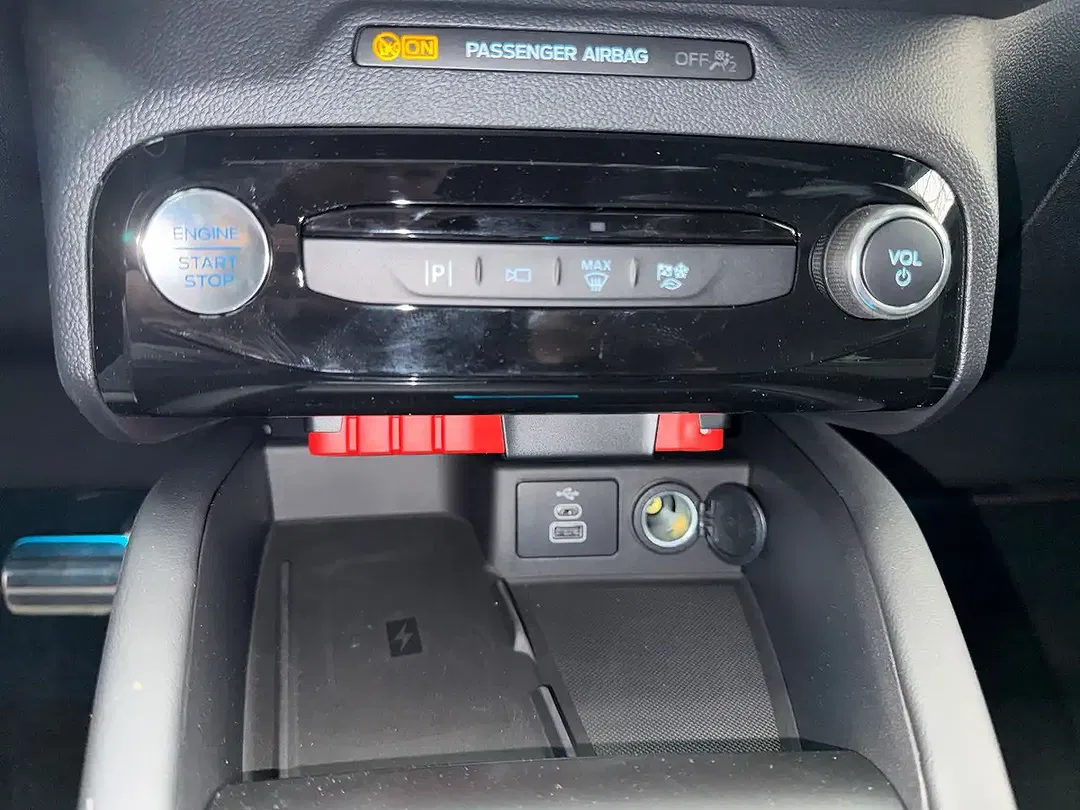 Ford Kuga - Thumbnail 12