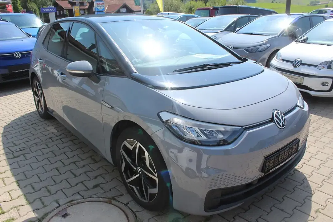 Volkswagen ID.3 - Thumbnail 5