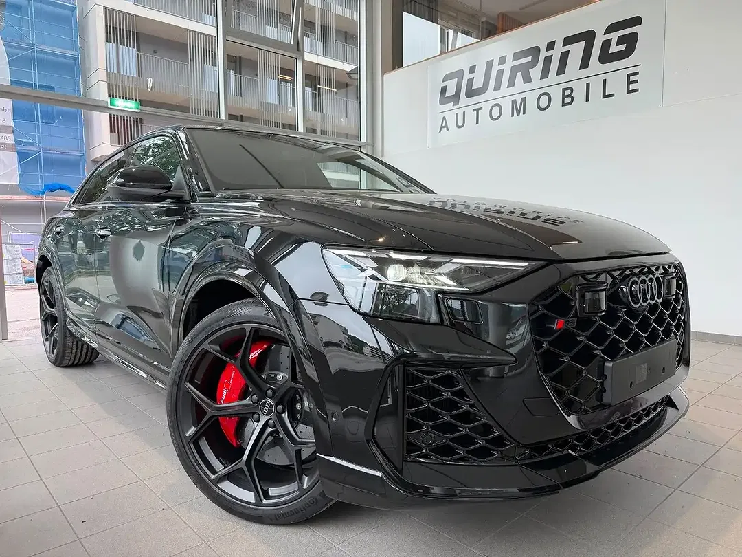 Audi RS Q8 - Thumbnail 1