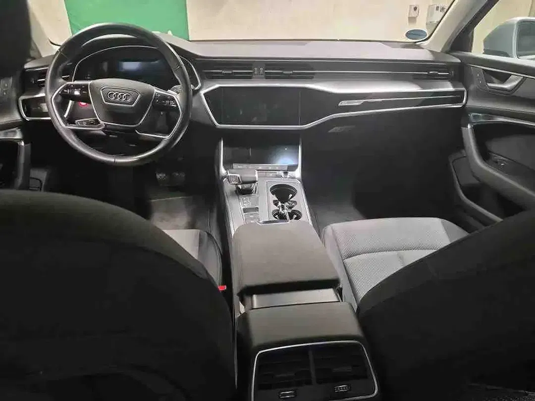 Audi A6 - Thumbnail 4