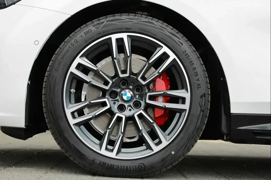 BMW 520 - Thumbnail 4