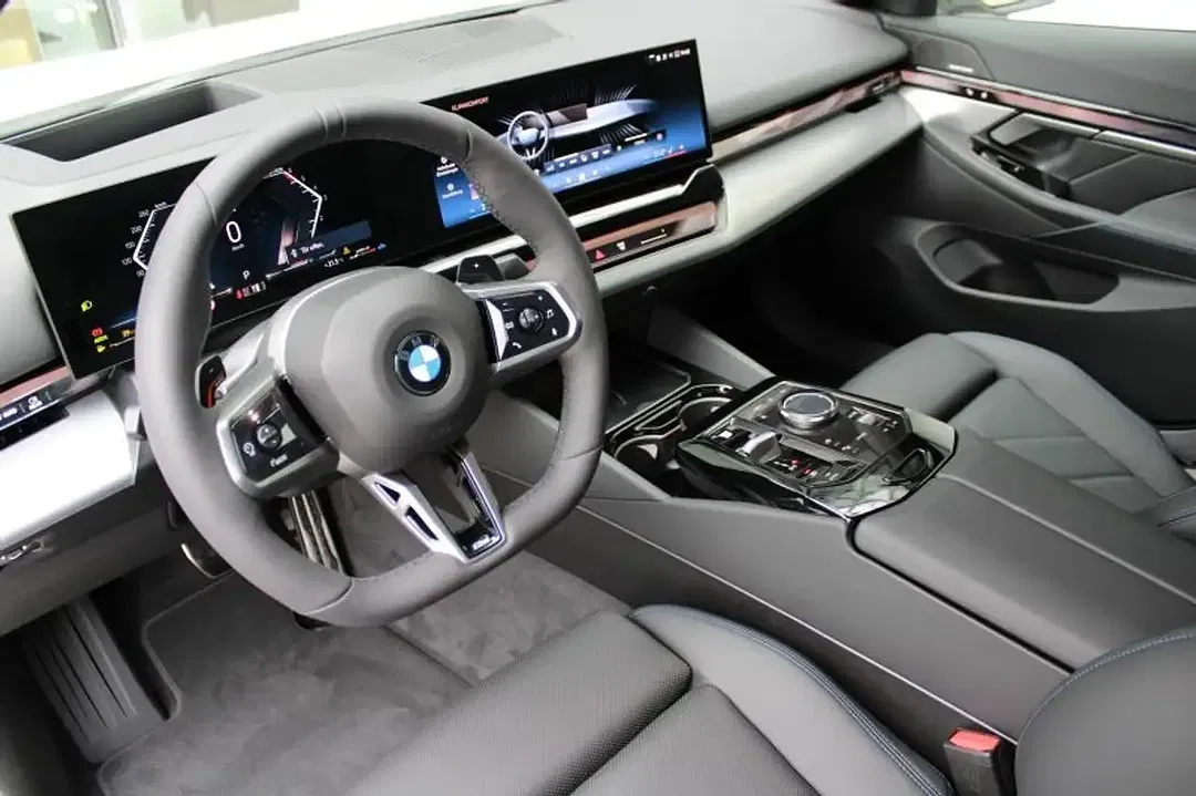 BMW 520 - Thumbnail 5