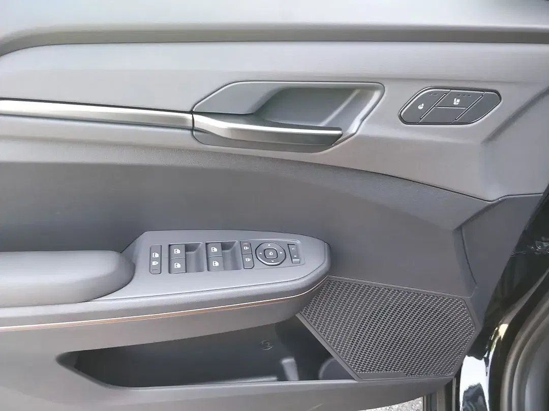 Kia EV5 - Thumbnail 8