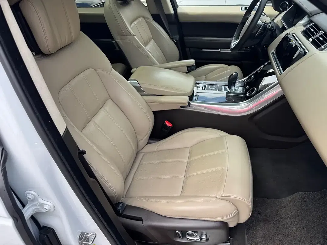 Land Rover Range Rover Sport - Thumbnail 15