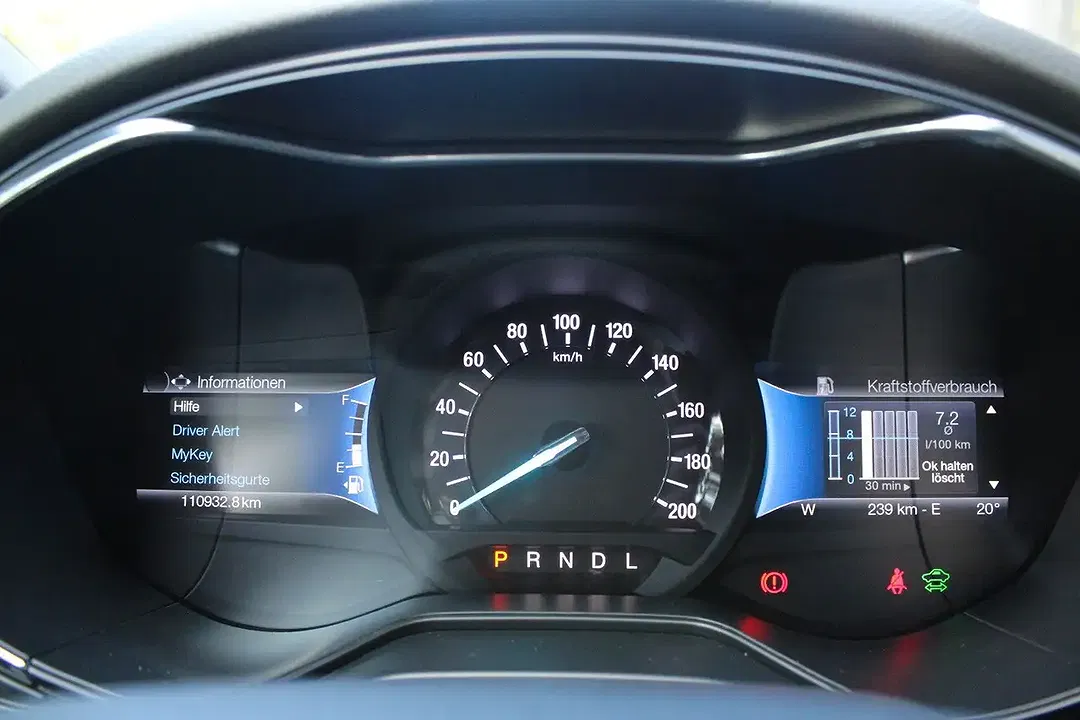 Ford Mondeo - Thumbnail 9