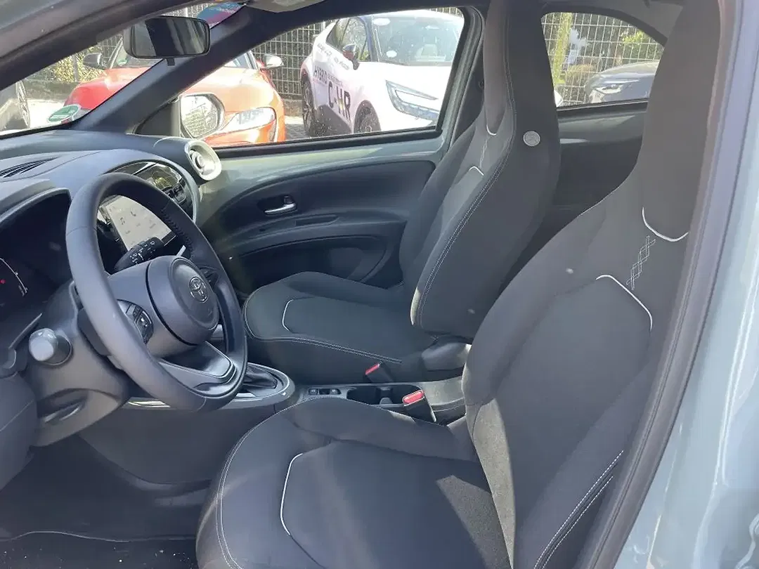 Toyota Aygo X - Thumbnail 11