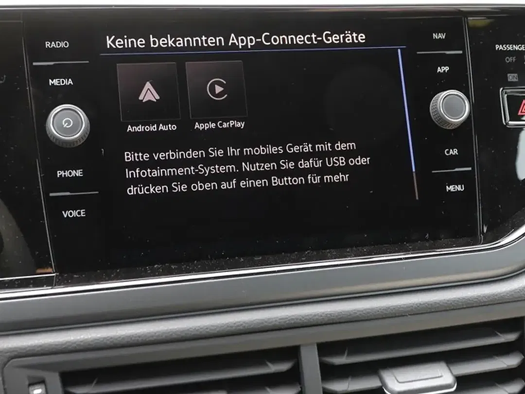Volkswagen Polo - Thumbnail 10
