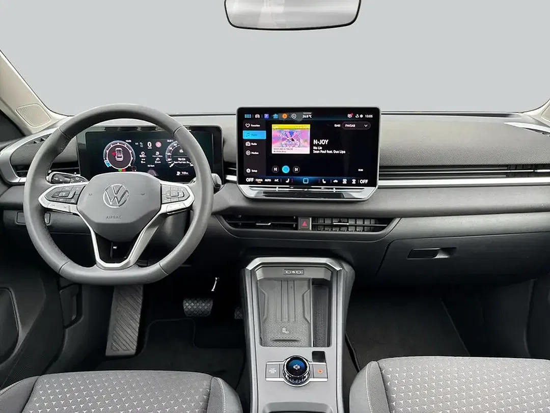 Volkswagen T-Roc - Thumbnail 13