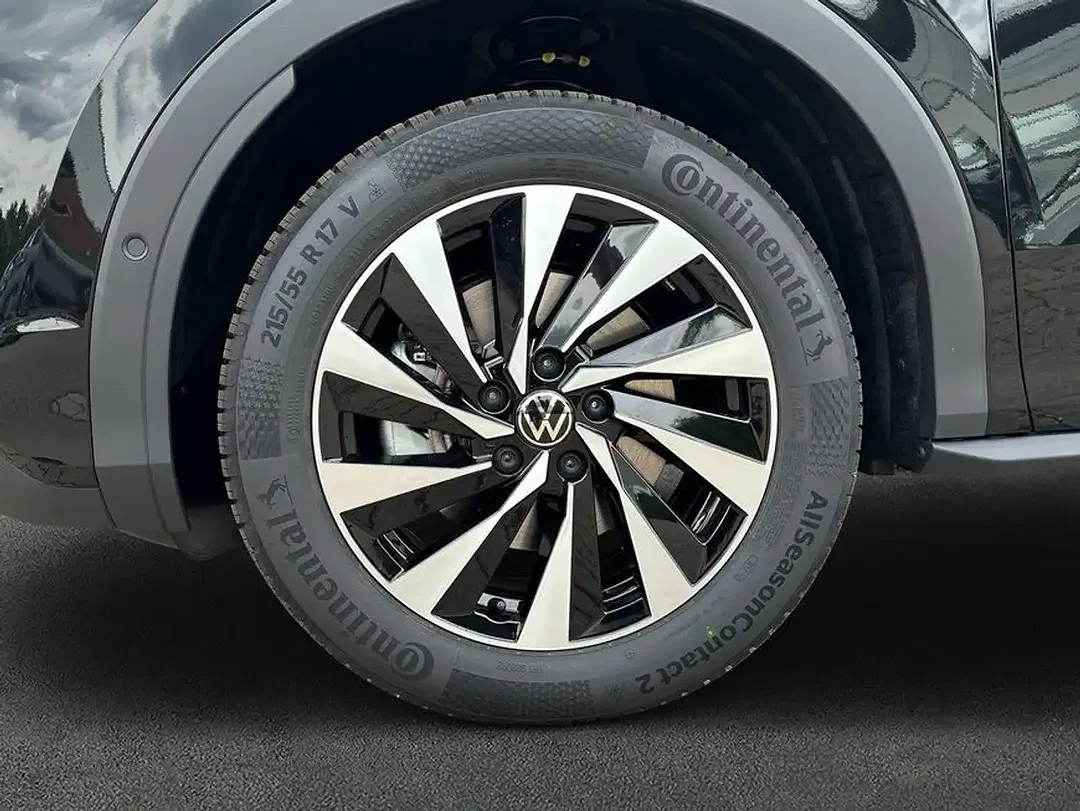 Volkswagen T-Roc - Thumbnail 7