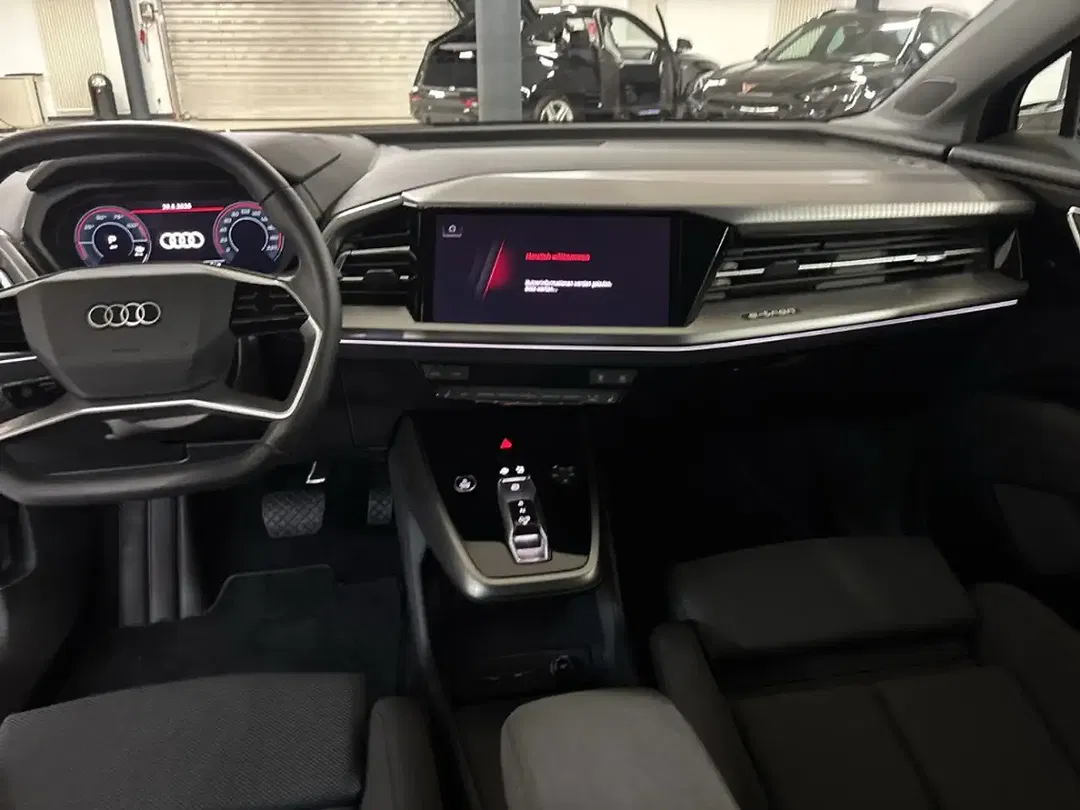 Audi Q4 e-tron - Thumbnail 7