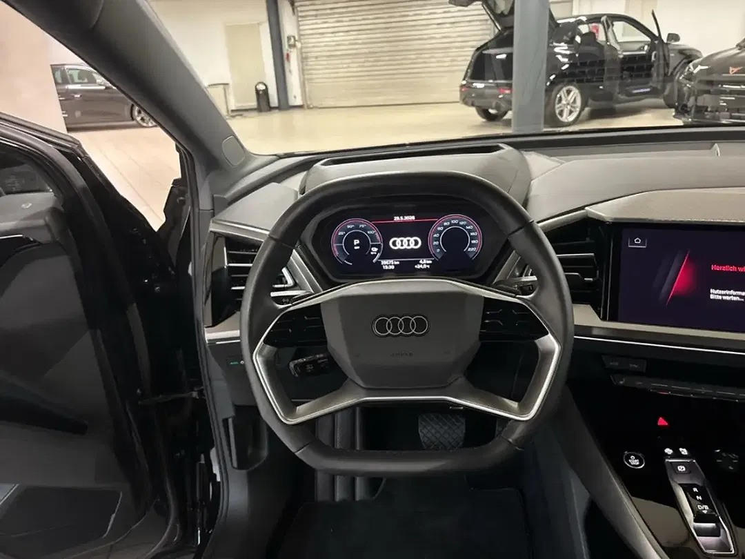 Audi Q4 e-tron - Thumbnail 8