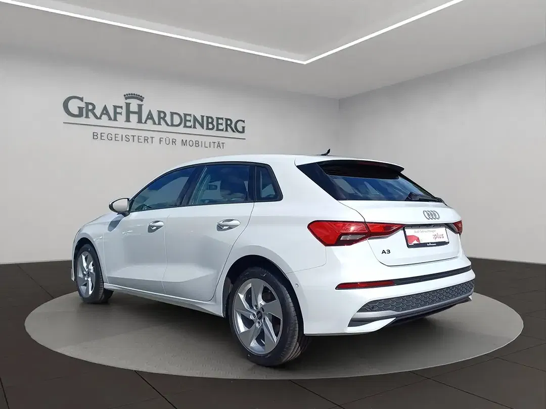 Audi A3 - Thumbnail 3