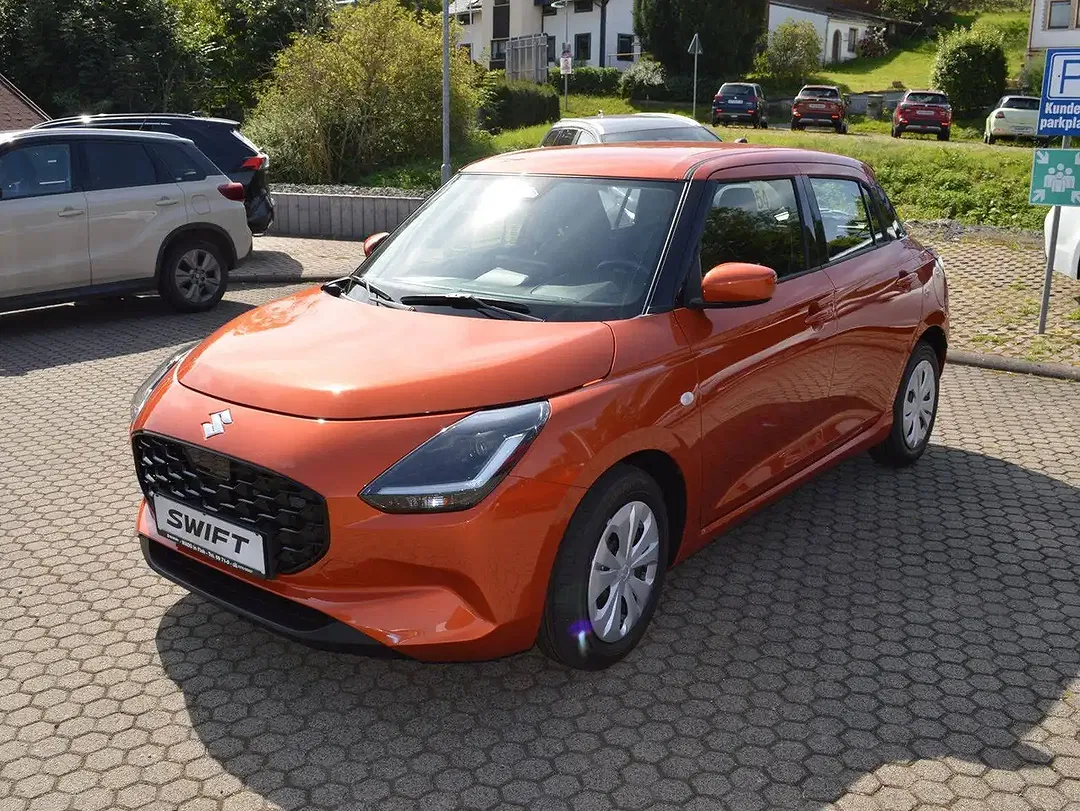 Suzuki Swift - Thumbnail 2