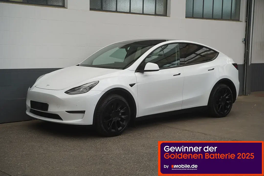 Tesla Model Y - Afbeelding 1