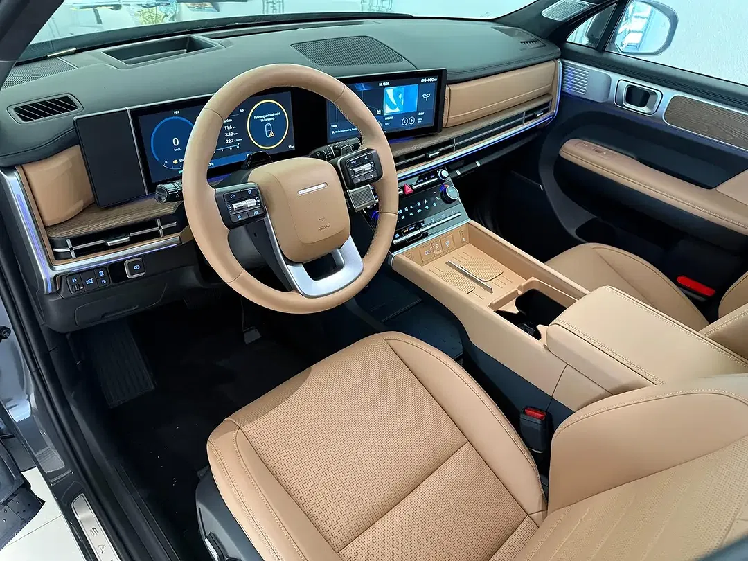 Hyundai SANTA FE - Thumbnail 8