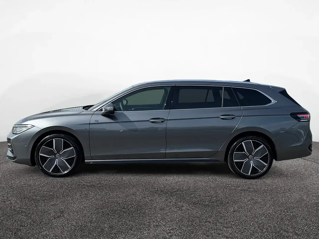 Volkswagen Passat Variant - Thumbnail 3