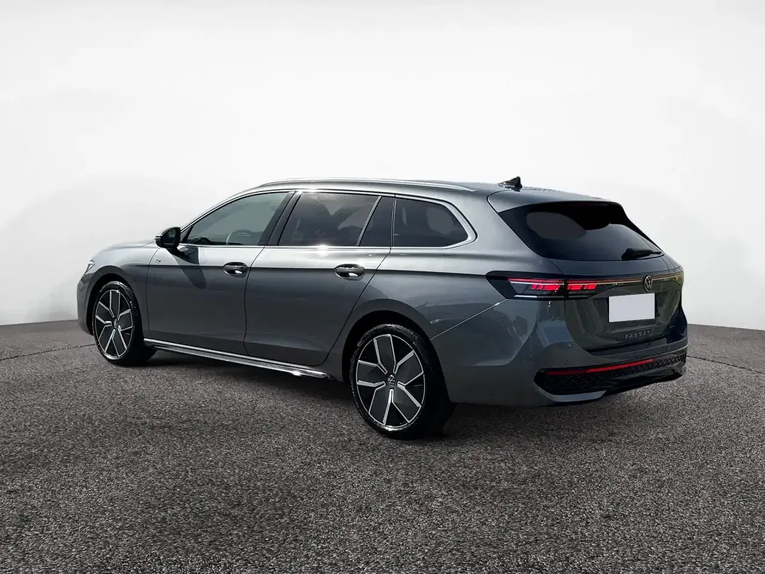 Volkswagen Passat Variant - Thumbnail 4