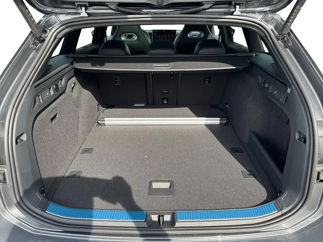 Volkswagen Passat Variant - Thumbnail 6