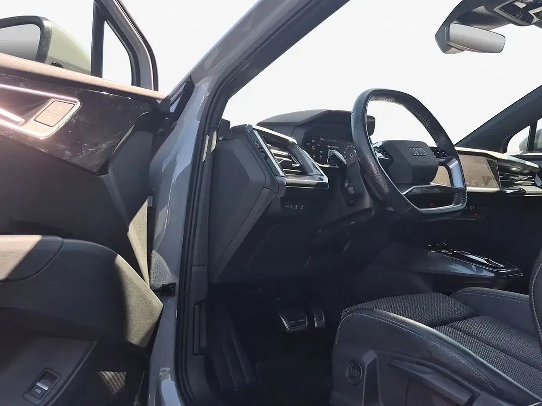 Audi Q4 e-tron - Thumbnail 14