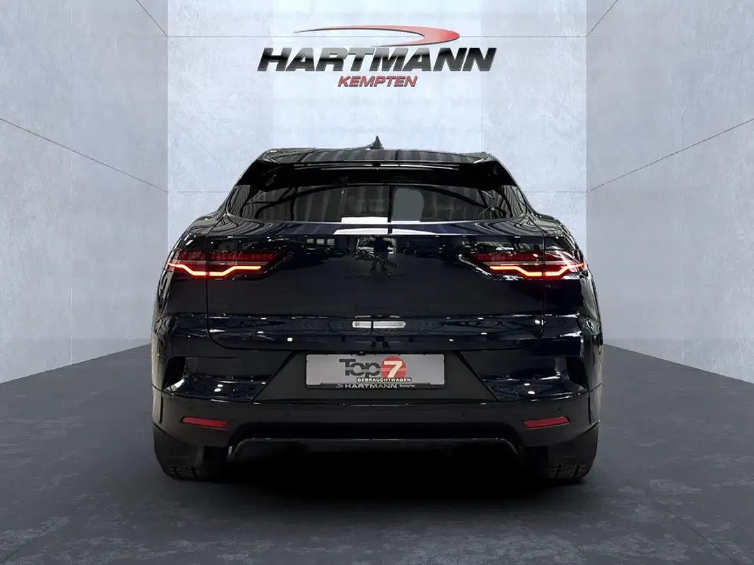 Jaguar I-Pace - Thumbnail 7