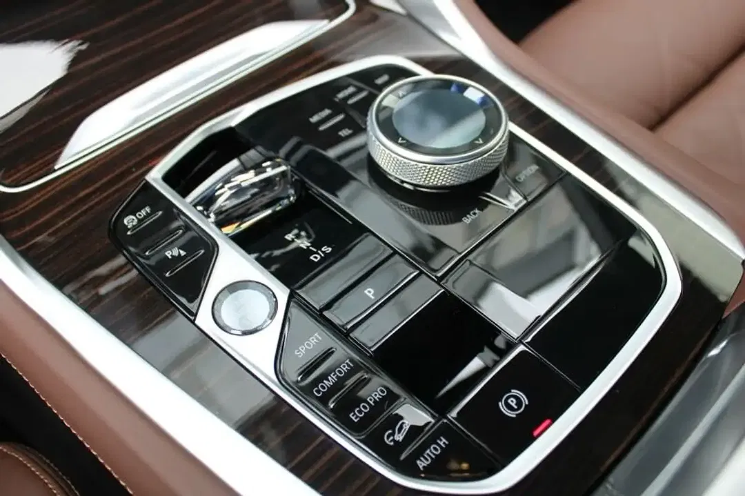 BMW X6 - Thumbnail 8