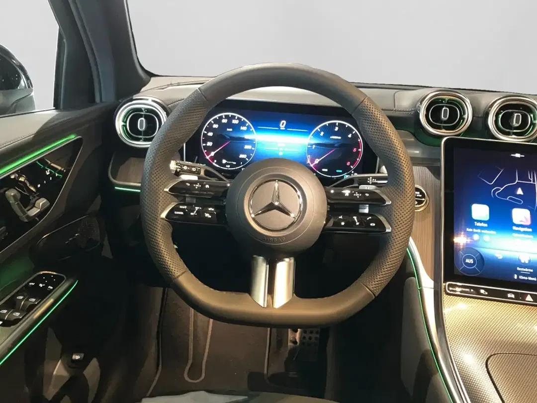 Mercedes-Benz GLC 220 - Thumbnail 13