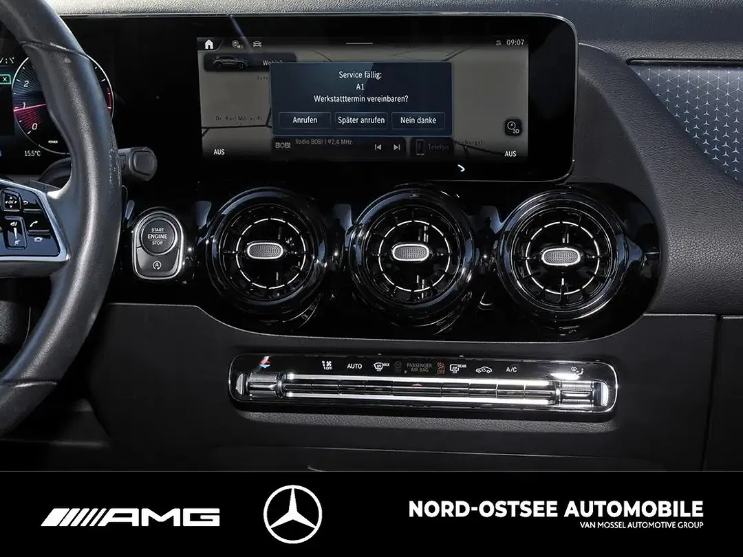 Mercedes-Benz GLA 200 - Thumbnail 8