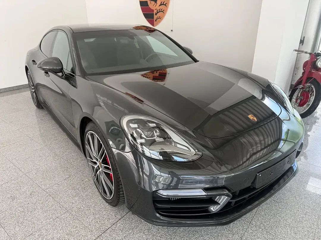 Porsche Panamera - Thumbnail 11