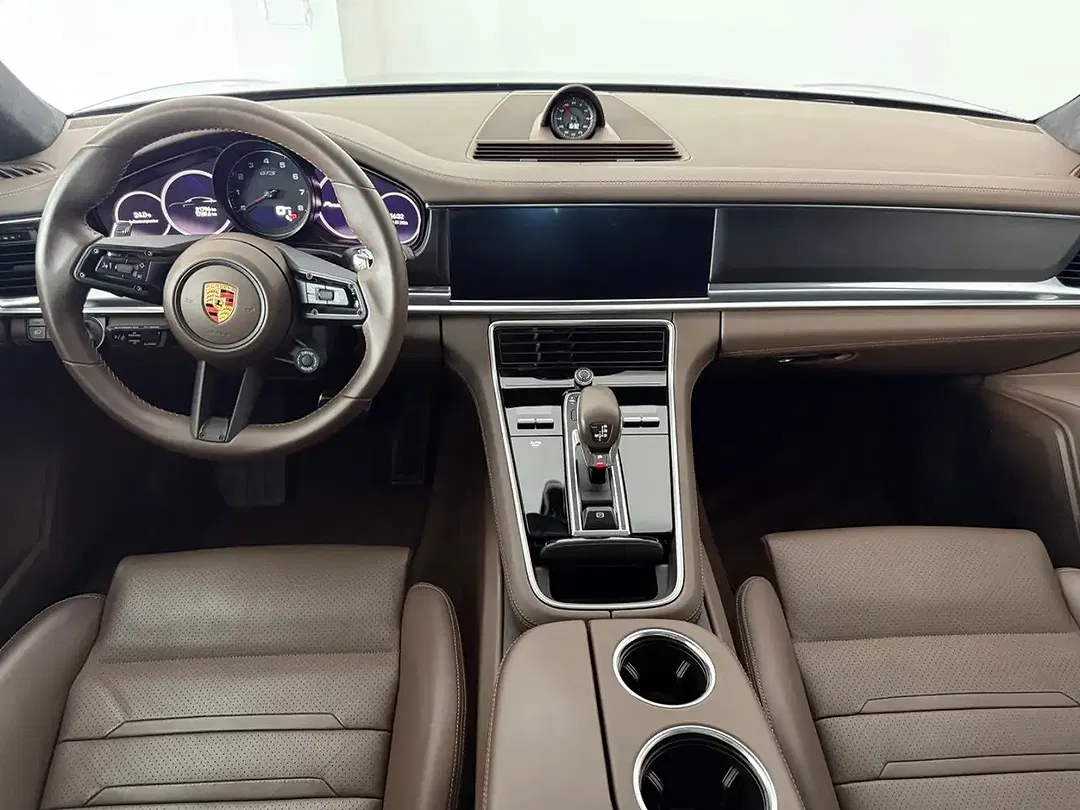 Porsche Panamera - Thumbnail 14